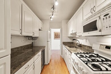 Hawthorne Place Condominium unit 10E, Boston, MA 02114 - photo 6