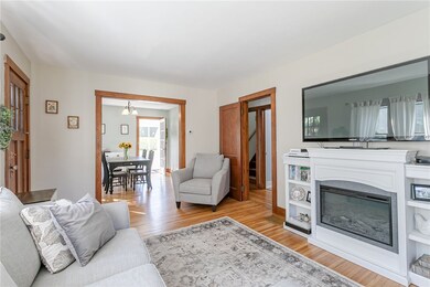 Open layout - perfect for entertaining!