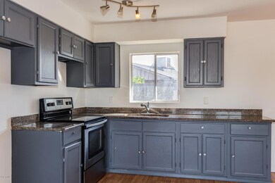 2647 N 58th Ln, Phoenix, AZ 85035 - photo 6