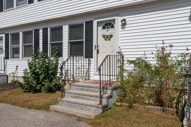 42 Cumberland Ave Unit C Saco-large-003-