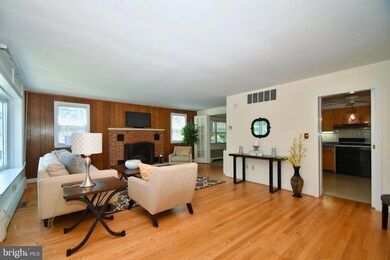 7814 Maple Ave, Towson, MD 21204 - photo 4