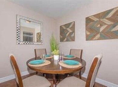 420 Garland Dr unit 814, Lake Jackson, TX 77566 - photo 5