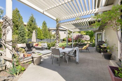 Back Deck/Patio/Pergola