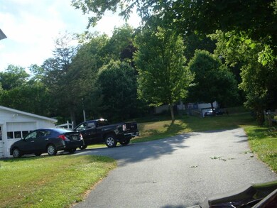 10 Davis Dr, Lebanon, NH 03766 - photo 3