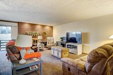 4285 Clime Rd, Columbus, OH 43228 - photo 5