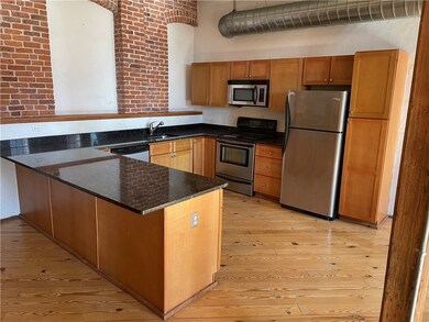 409 Pine St unit 102, Providence, RI 02903 - photo 4