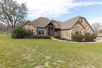 3806 Little Valley Ct, Granbury, TX 76049 - photo 2