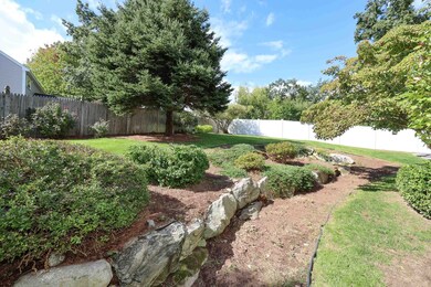 15 Danforth Cir, Manchester, NH 03104 - photo 6