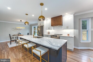 2108 Whiteoaks Dr, Alexandria, VA 22306 - photo 7