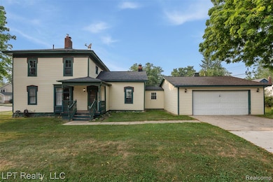 302 N 2nd St unit 5, Brighton, MI 48116 - photo 5