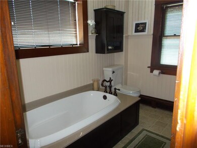 650 Locust St, Coshocton, OH 43812 - photo 7