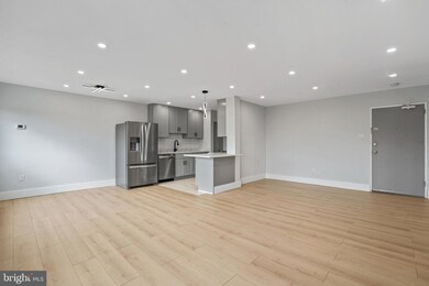 The Lancaster unit 604, Arlington, VA 22204 - photo 3