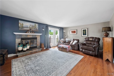Great Room - Note the beautiful solid oak hardwood
