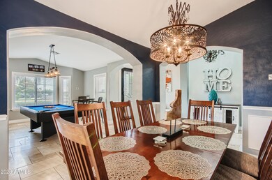 10 Dining Room