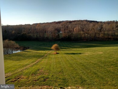 7556 Foxview Dr, Warrenton, VA 20186 - photo 4