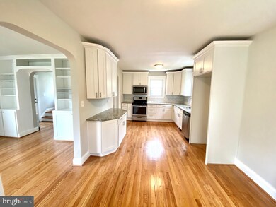 5529 Ashbourne Rd, Halethorpe, MD 21227 - photo 4