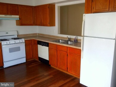7377 Saint Thomas Loop, Manassas, VA 20109 - photo 2
