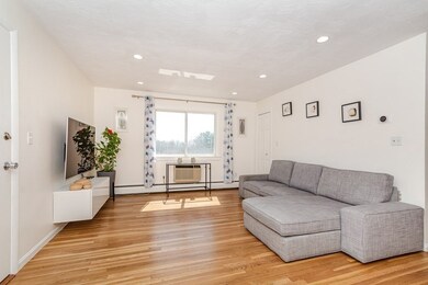 32 Jacqueline Rd unit E, Waltham, MA 02452 - photo 4