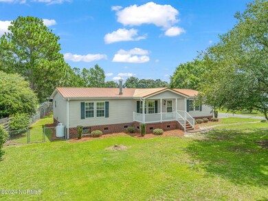 2133HollyhockLn-DeepRunNC-2