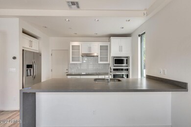 4404 Turney 2