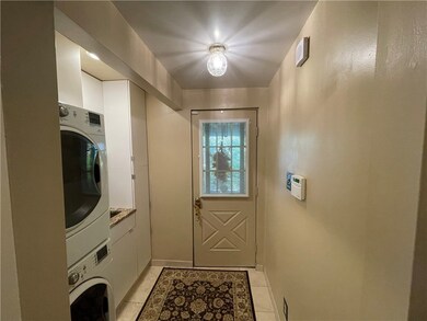 Laundry/Mud room at entrance