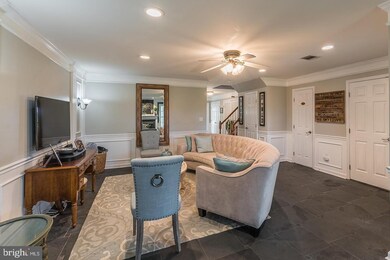 43125 Holtby Square, Chantilly, VA 20152 - photo 6