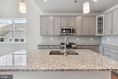 4103 Sutton Ln, Bowie, MD 20720 - photo 4