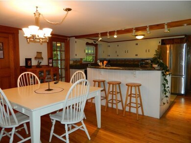 560 Daniels Farm Rd, Saint Johnsbury, VT 05819 - photo 4
