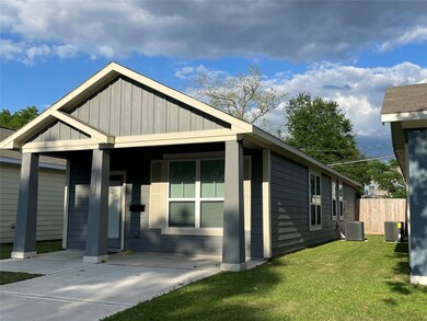 1133 4th St, Rosenberg, TX 77471 - photo 2