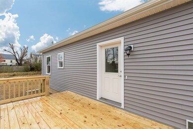 1317 D St, Waynesboro, VA 22980 - photo 5