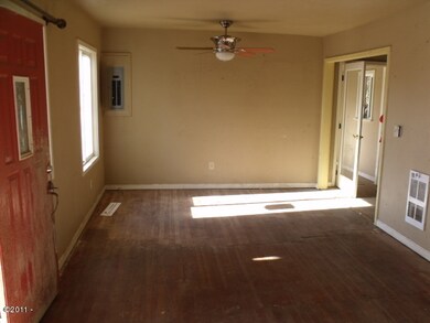 Living Room/Dining area
