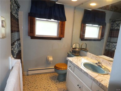 1243 E Emmaus Ave, Allentown, PA 18103 - photo 7