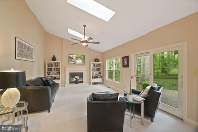 12604 Quoting Poet Ct, Bowie, MD 20720 - photo 2