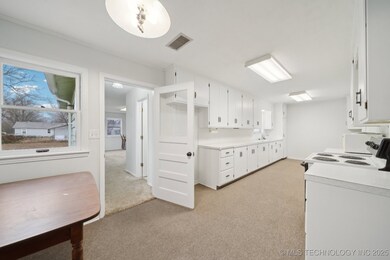 26 Bryan St, Pryor, OK 74361 - photo 6