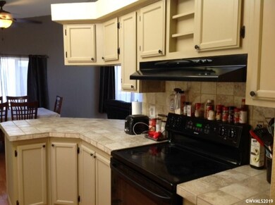 5095 Briarwood Cir N unit 41, Keizer, OR 97303 - photo 2