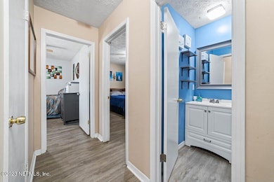 7015 Alton Ave, Jacksonville, FL 32211 - photo 5