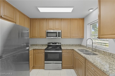 1069 Highlands Dr, Naples, FL 34103 - photo 2