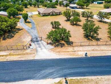 1960 Reynolds Dr, Azle, TX 76020 - photo 7