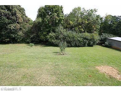 2293 Tot Hill Farm Rd, Asheboro, NC 27205 - photo 4