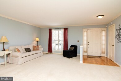 10829 Sherwood Hill Rd, Owings Mills, MD 21117 - photo 3