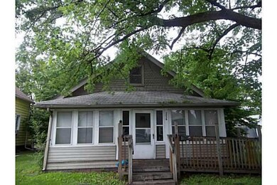 2238 E Walnut St, Des Moines, IA 50317 - photo 2