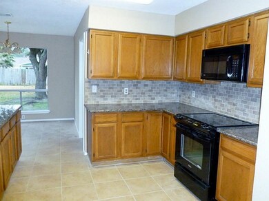 1314 W Castlewood Ave, Friendswood, TX 77546 - photo 5