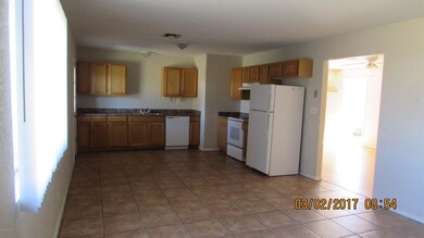 Kitchen Family Room