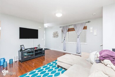 Living Room 20180112-DW-1603-SMALL