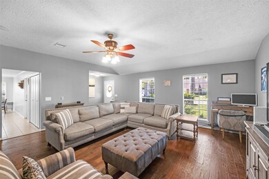 8642 Plum Lake Dr, Houston, TX 77095 - photo 5