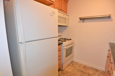 401 Great Rd unit 6, Acton, MA 01720 - photo 5