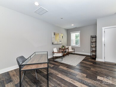 1116 E 36th St, Charlotte, NC 28205 - photo 5