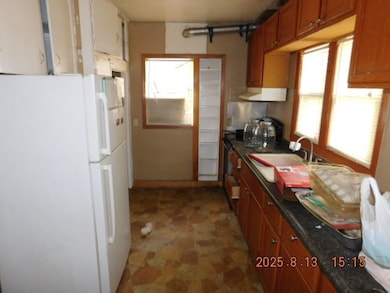 136 Platt St, Eau Claire, WI 54703 - photo 5