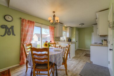 4660+Meadowbrook+Lane+Bridgman-3-origina