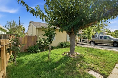 546 N Watts Ave, Stockton, CA 95205 - photo 4